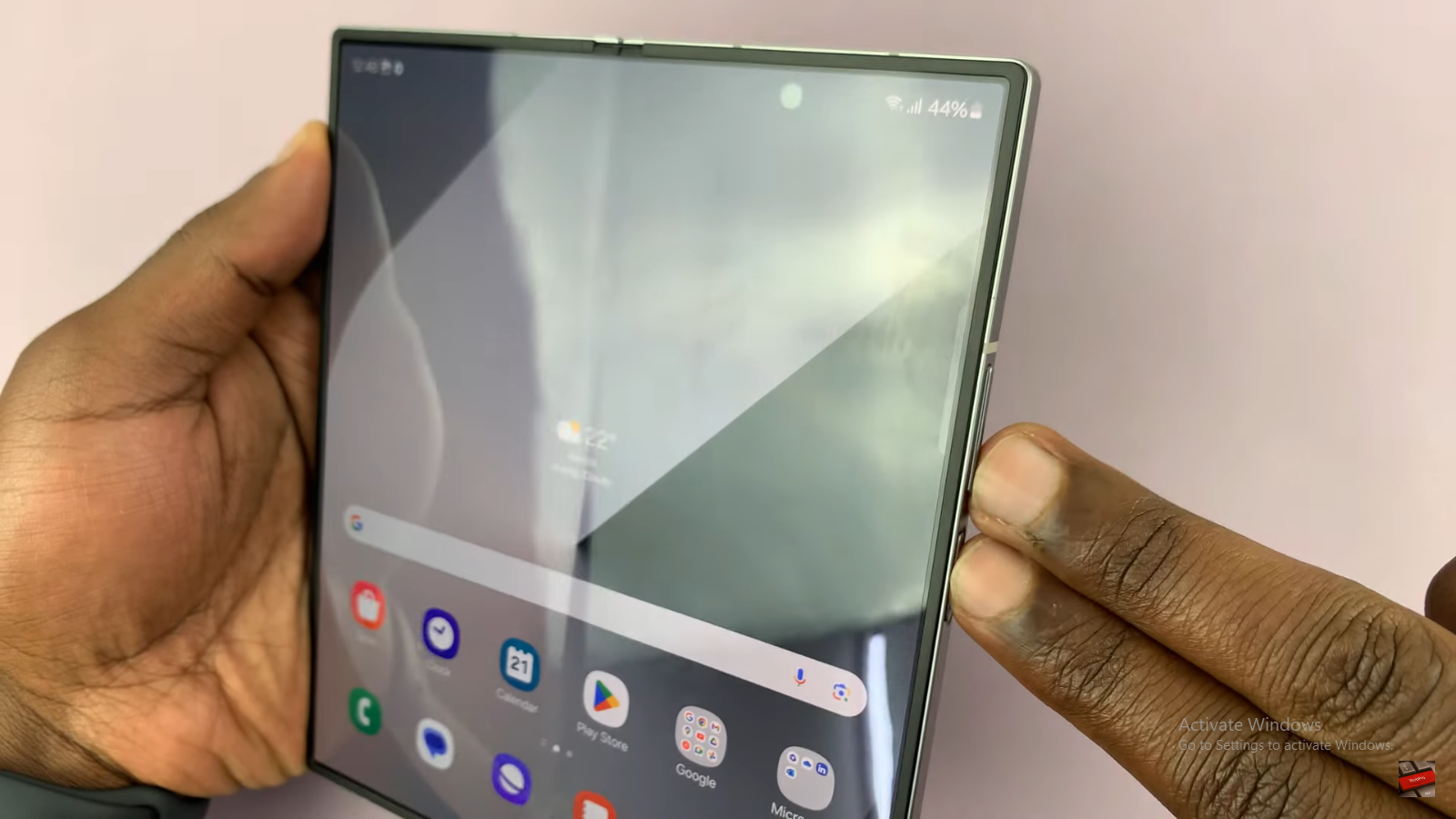 How To Take Screenshots On Samsung Galaxy Z Fold 6 - WebPro Education