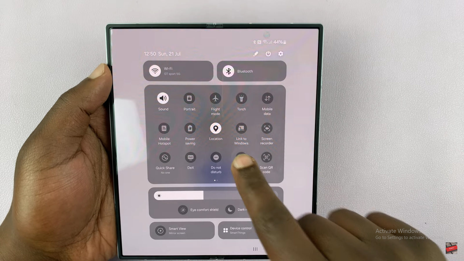 How To Take Screenshots On Samsung Galaxy Z Fold 6 - WebPro Education