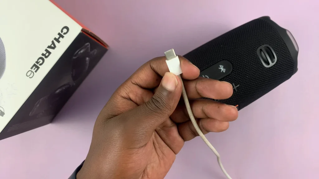 How To FIX JBL Charge 6 Not Turning ON