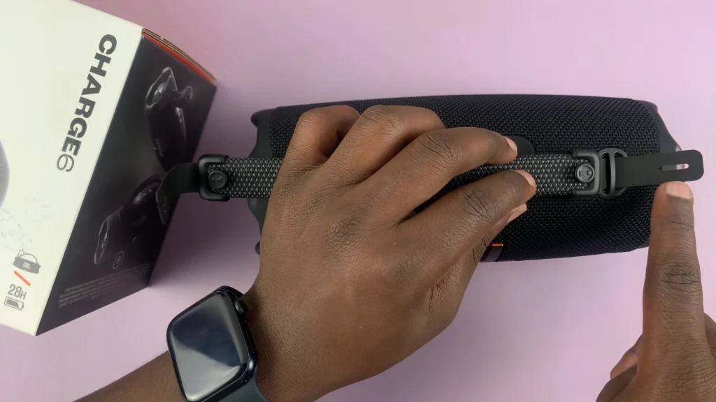 How To Attach Handle On JBL Charge 6