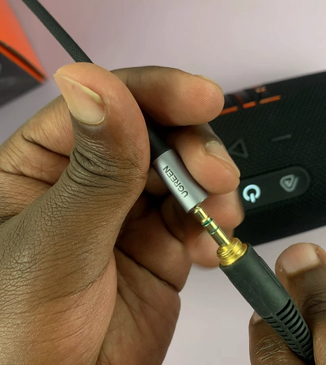 How To Connect 3.5mm Headphone Jack To JBL Charge 6
