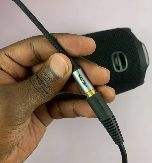 Connect 3.5mm Headphone Jack To JBL Charge 6