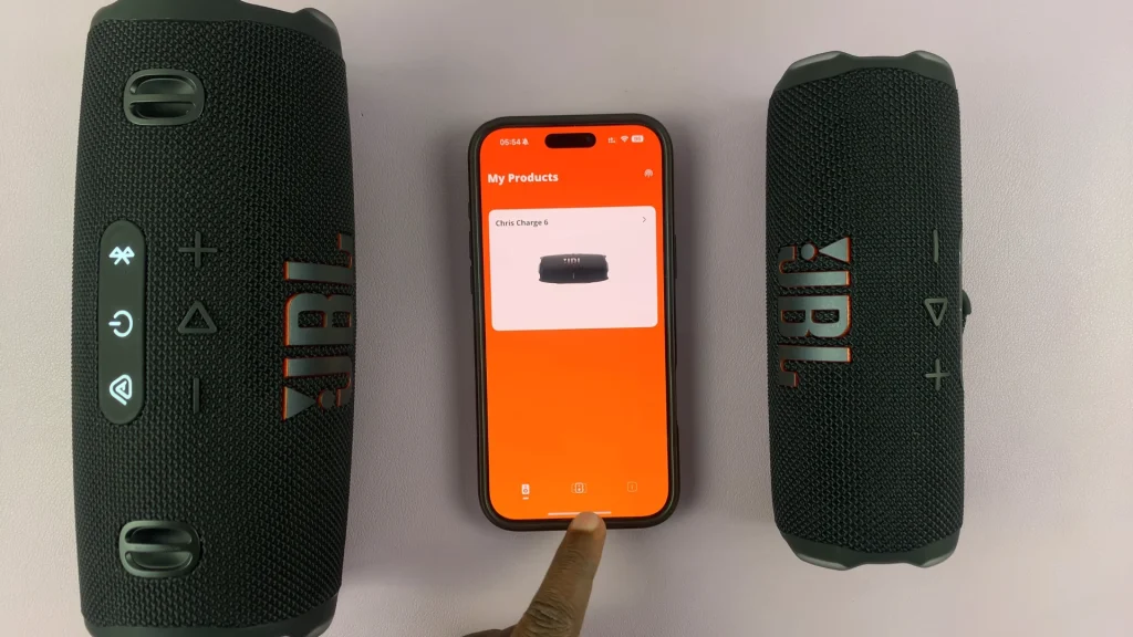 How To Pair Multiple JBL Speakers With Auracast