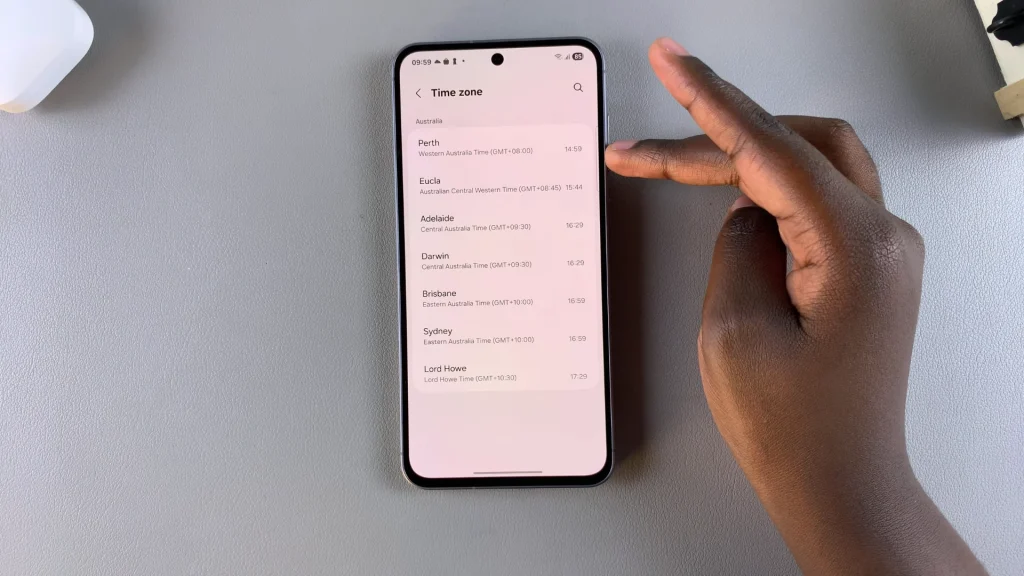 How To Change Roaming Clock Time Zone