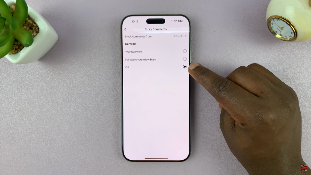 How To Block Specific People From Commenting On Instagram Stories