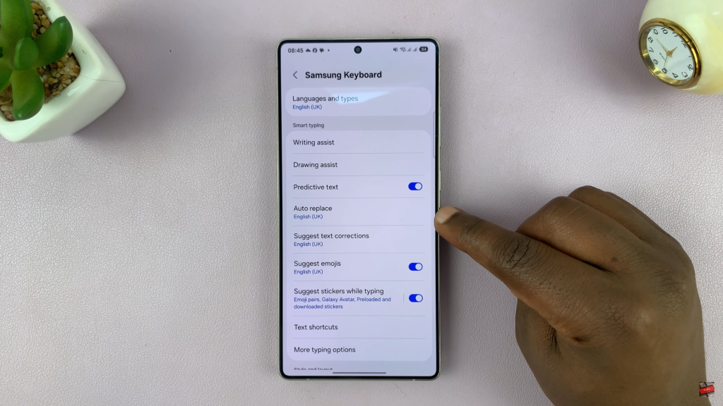 How To Disable Auto Correct On Samsung Galaxy S25 & S25 Ultra