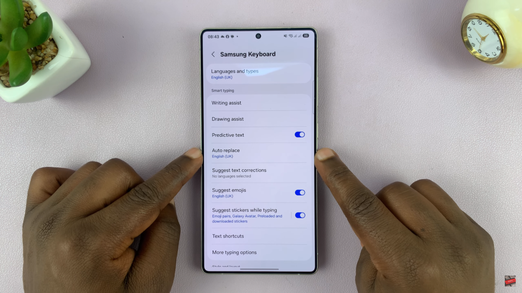 How To Enable Auto Correct On Samsung Galaxy S25 / S25 Ultra