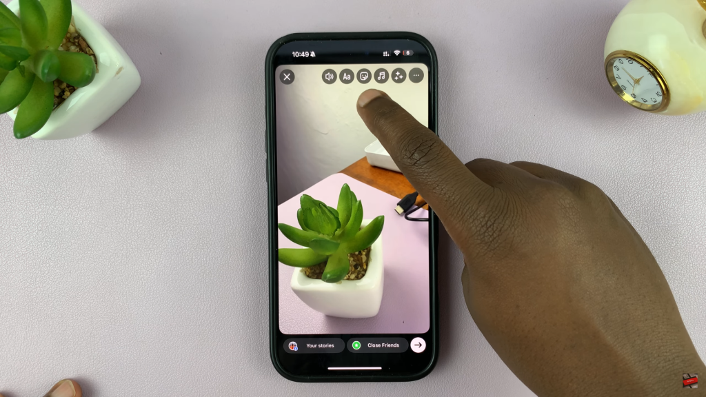How To Put 'Add Yours' On Your Instagram Story