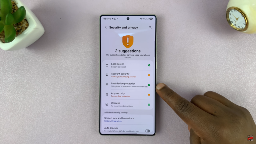 How To Turn OFF Remote Lock On Samsung Galaxy S25 / S25 Ultra
