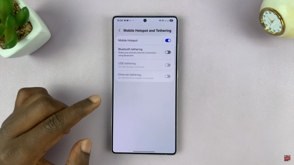 How To Share Hotspot Via QR Code On Samsung Galaxy S25 / S25 Ultra