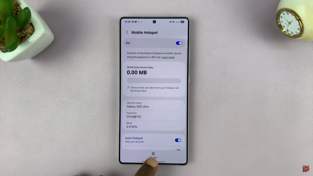 How To Share Hotspot Via QR Code On Samsung Galaxy S25 / S25 Ultra