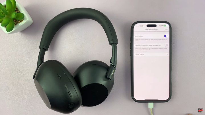 How To Enable Automatic Firmware Updates On Sony WH 1000XM6 Headphones