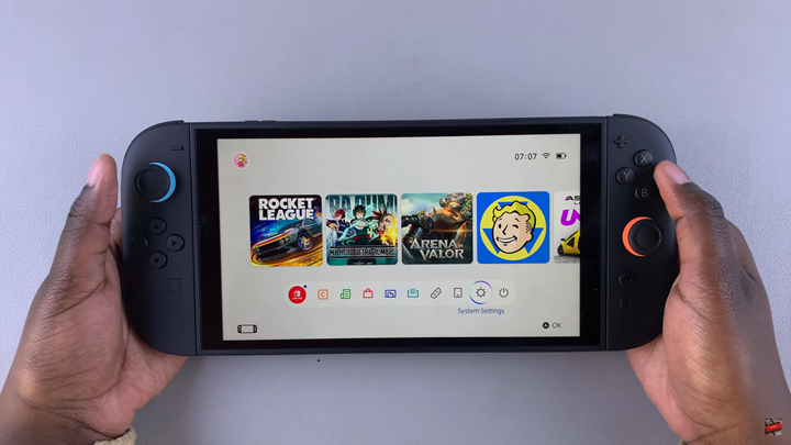 How To Enable / Disable GameChat Invitation Notifications On Nintendo Switch 2