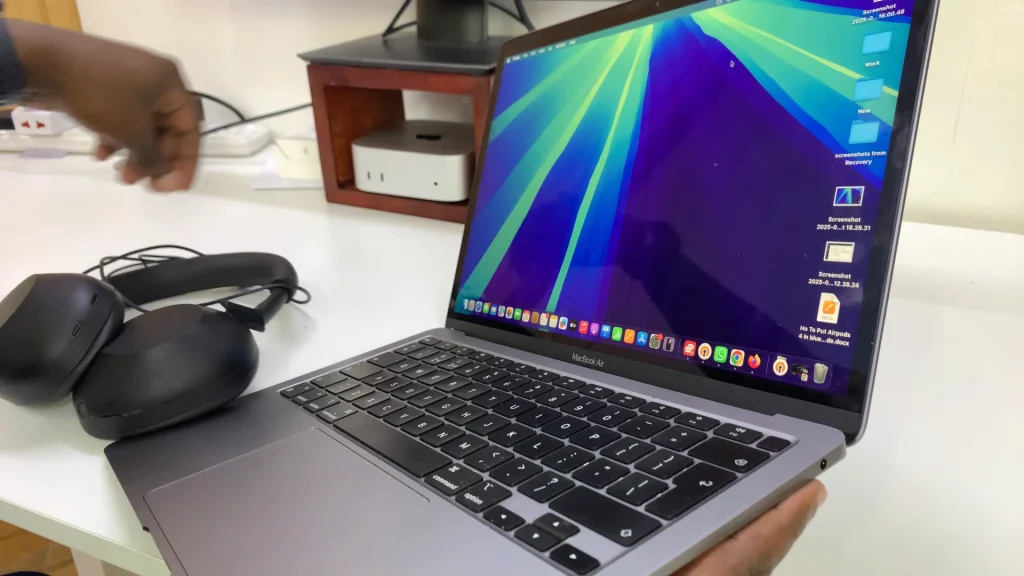 Mac 3.5mm Port