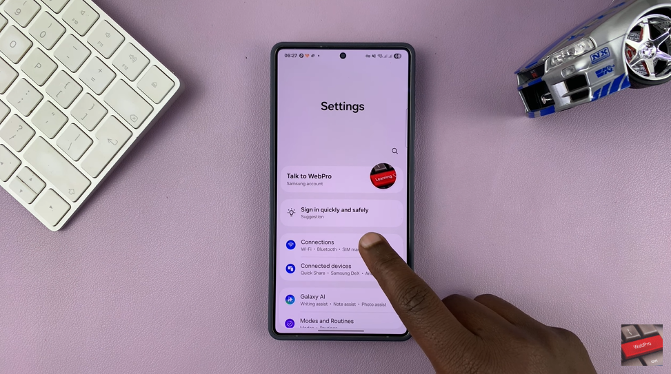 How To Enable Ultra Wide Band (UWB) On Samsung Galaxy.