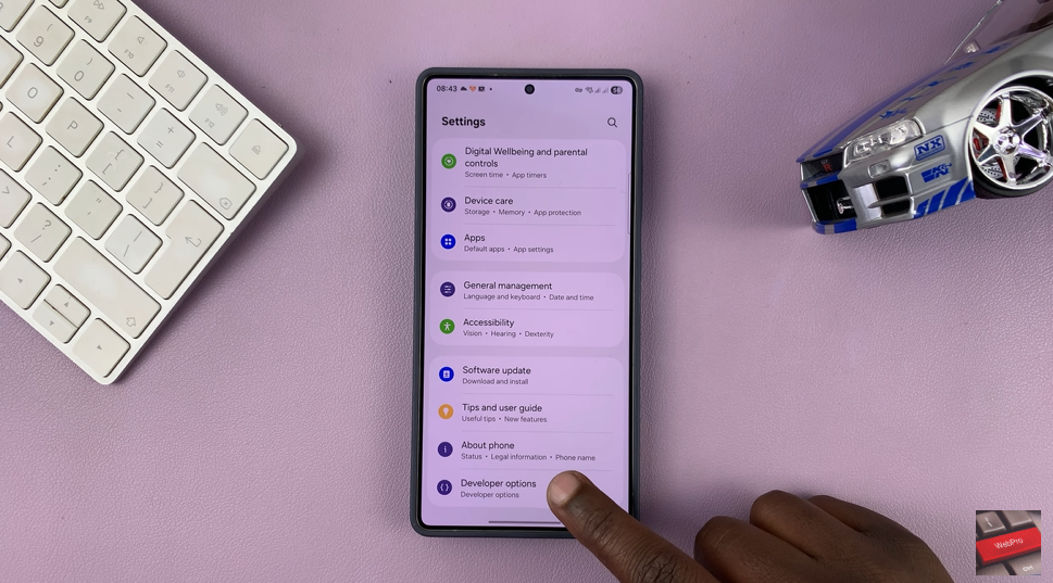 How To Make Your Samsung Phone Screen 'Stay Awake' When Charging